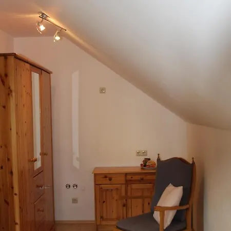 费力恩吾荒斯恩酒店