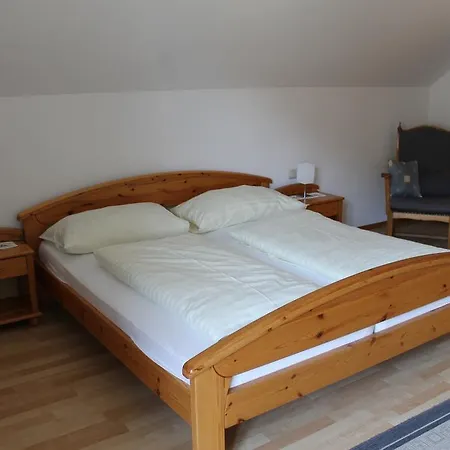 费力恩吾荒斯恩酒店